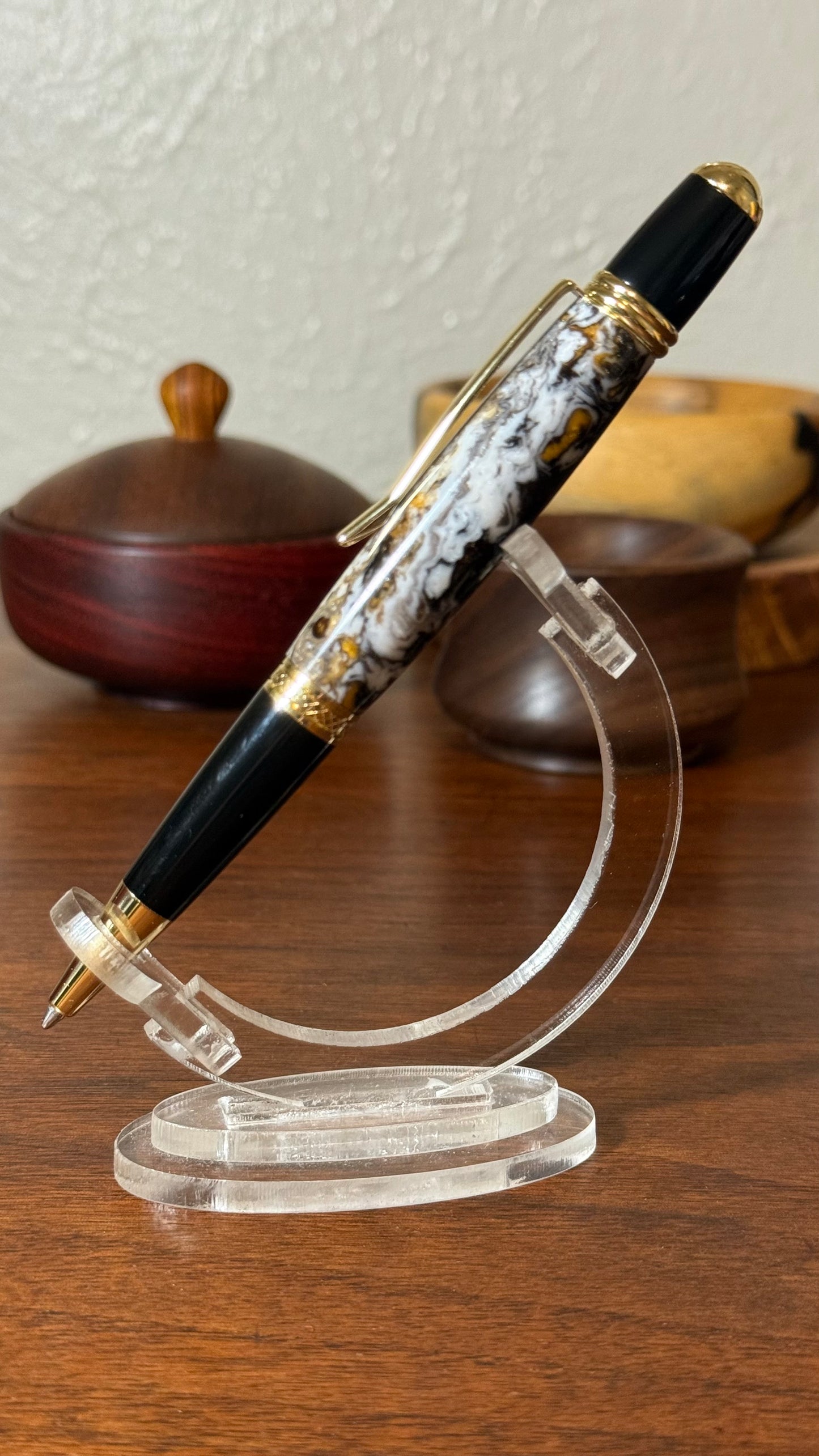 Renessiance Acrylic Twist Pen
