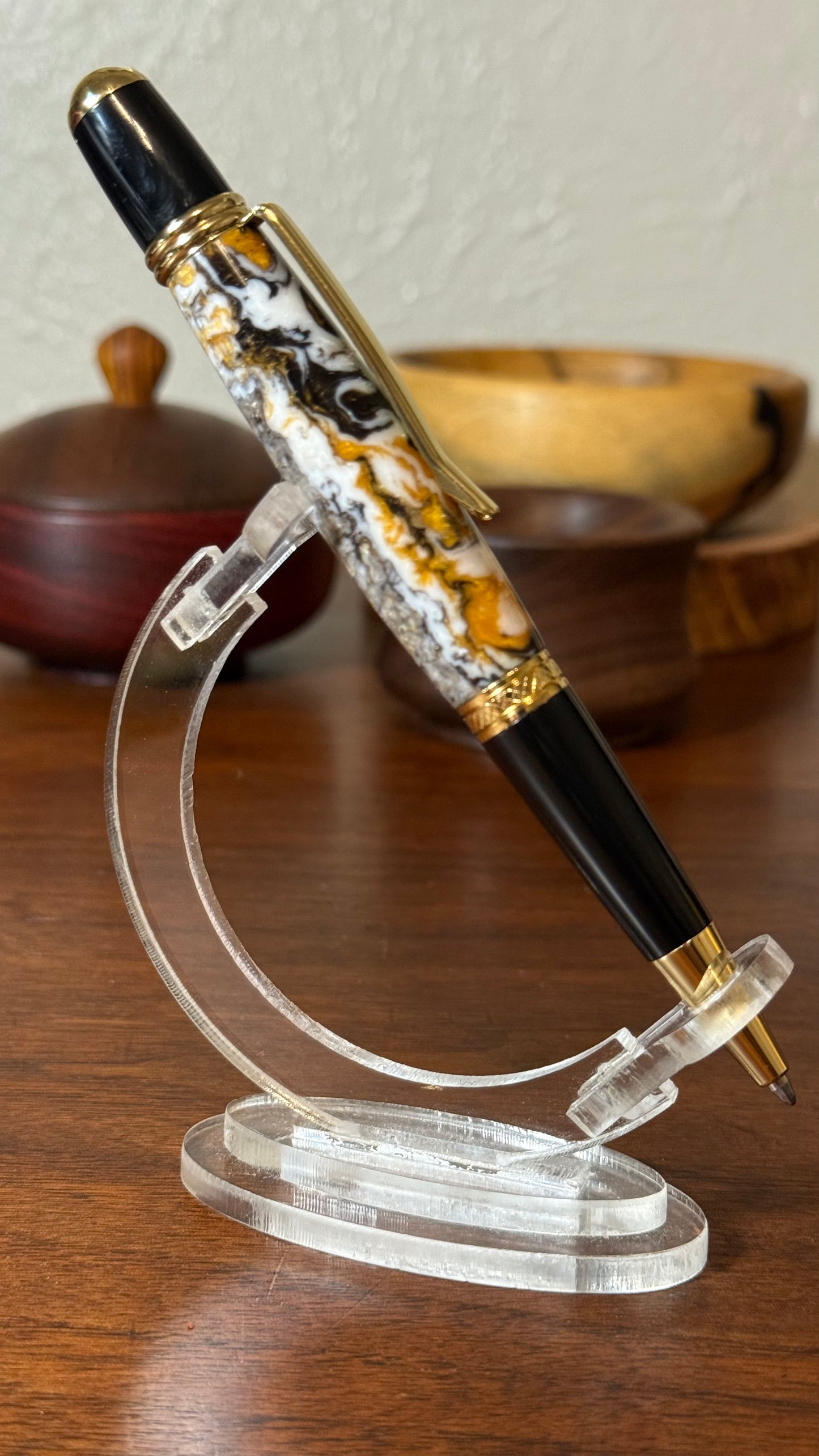 Renessiance Acrylic Twist Pen