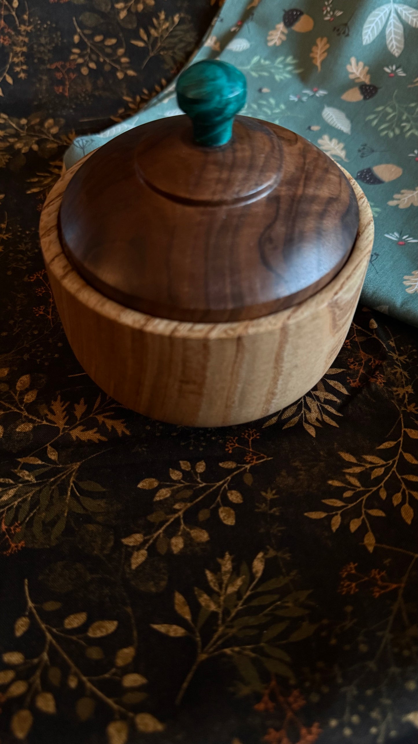 Lidded Chestnut Bowl