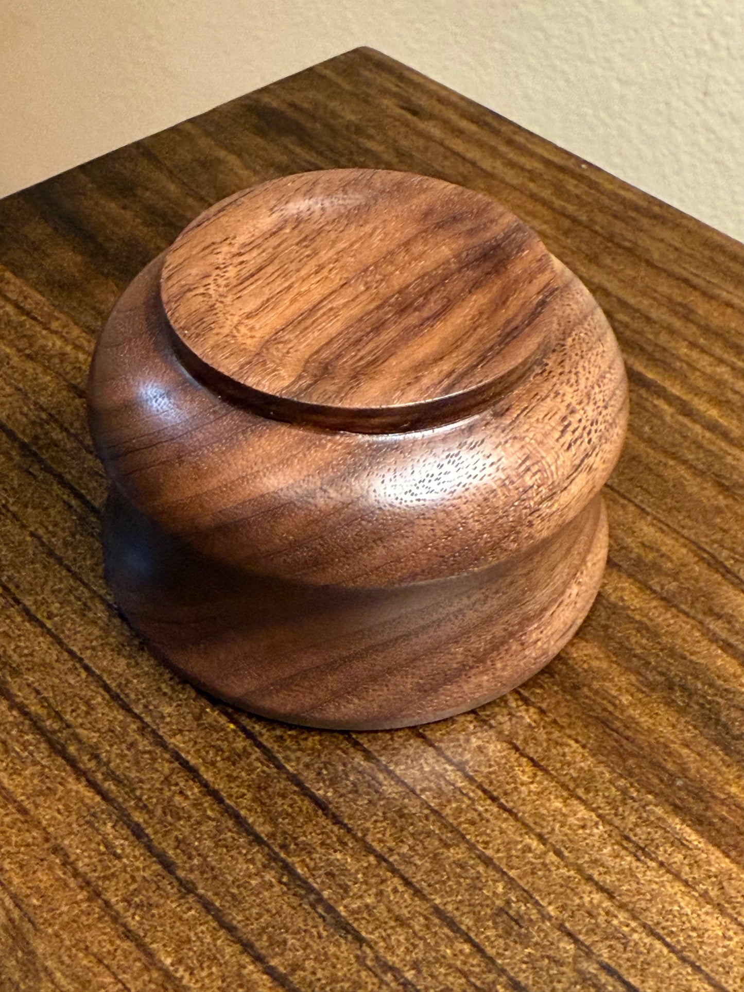 Small Walnut Ring Bowl