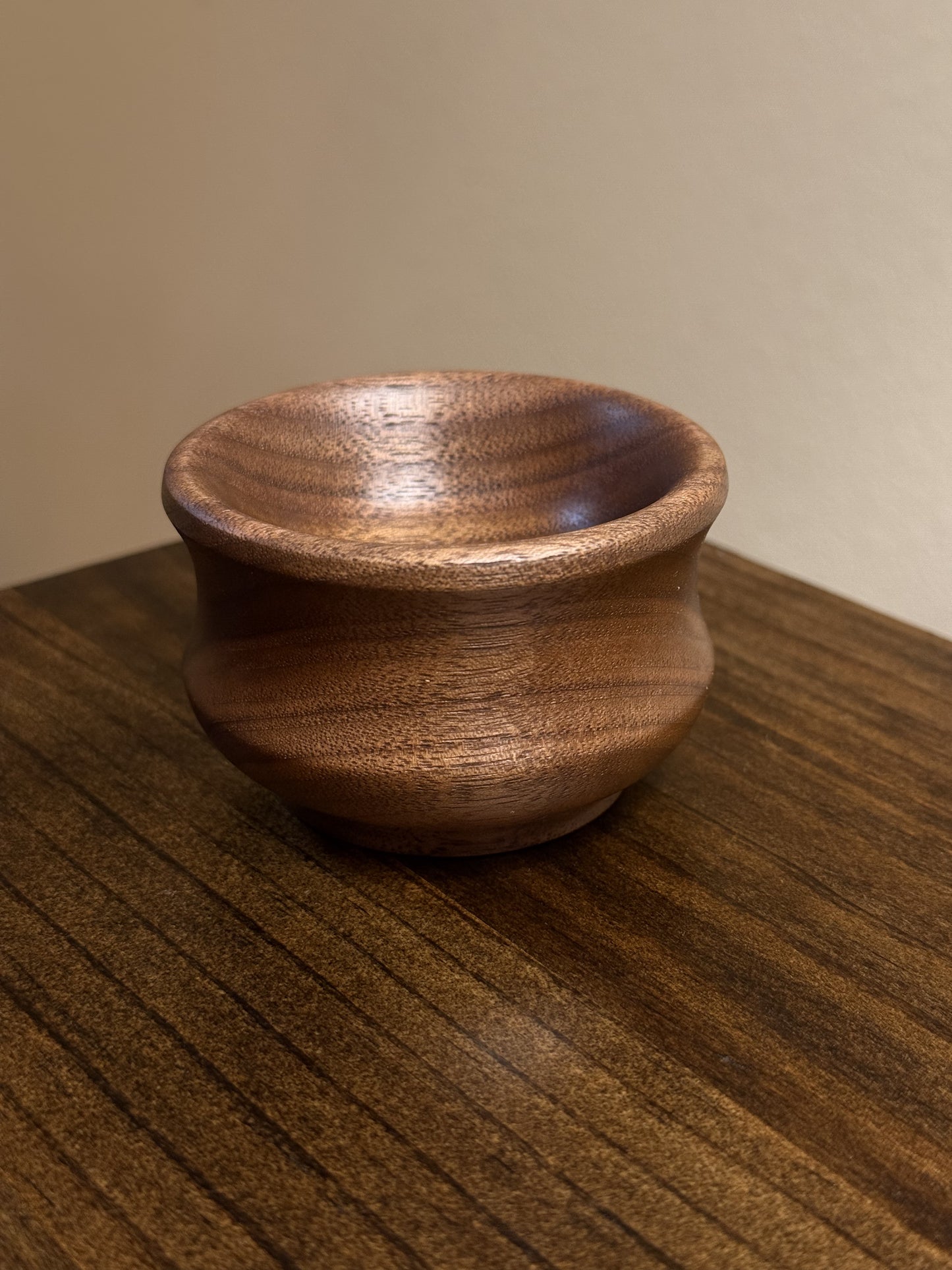 Small Walnut Ring Bowl