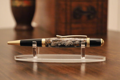Handcrafted Renaissance Twist Pen